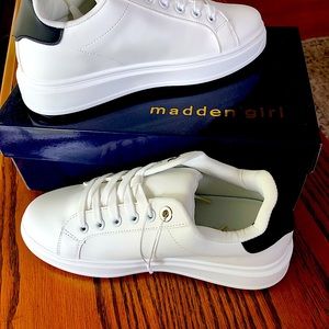 Madden Girl Charlie Sneakers